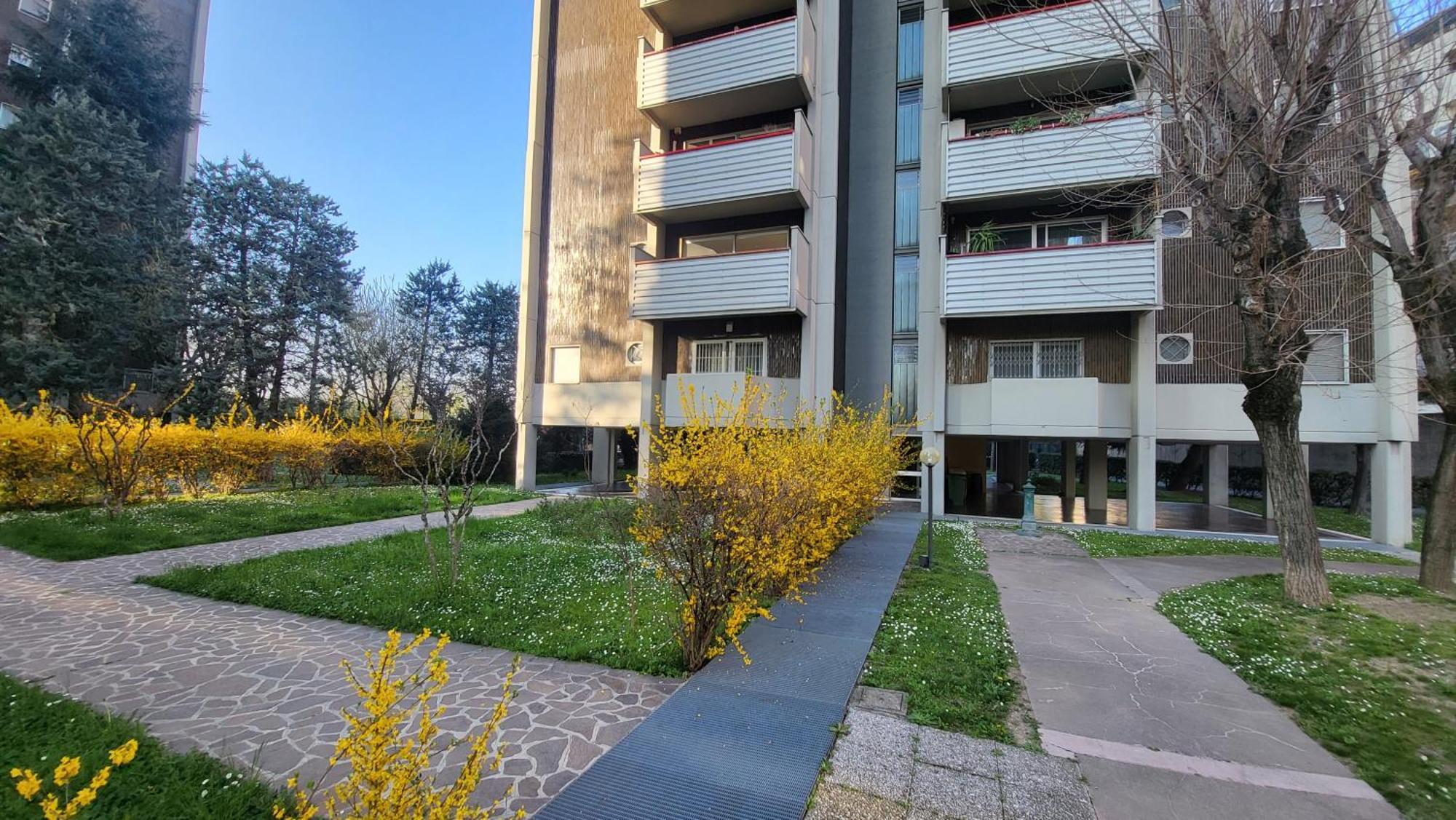 Toma Apartment Trilocale Moderno Per Max 6 Persone Milano Esterno foto
