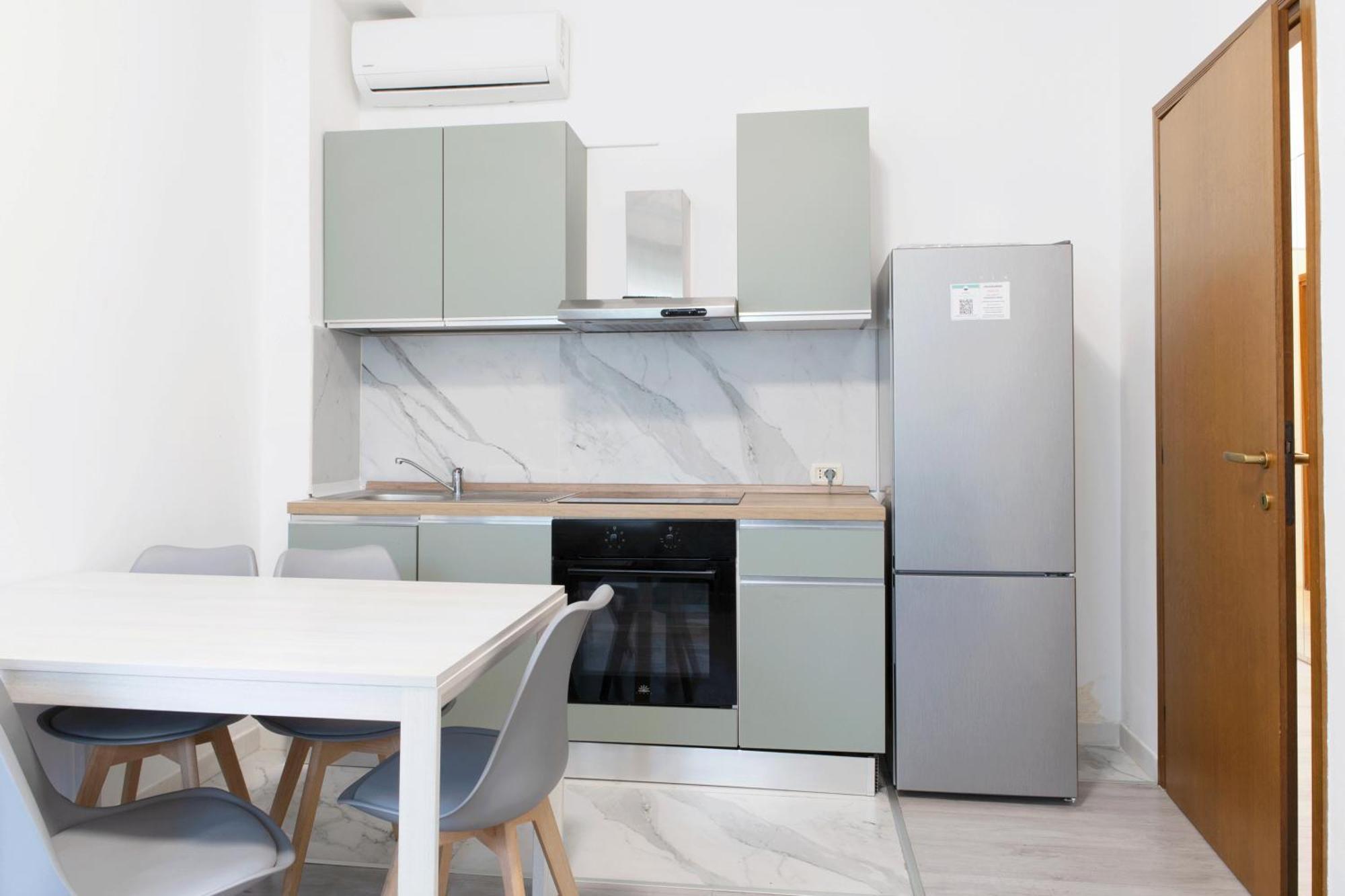 Toma Apartment Trilocale Moderno Per Max 6 Persone Milano Esterno foto